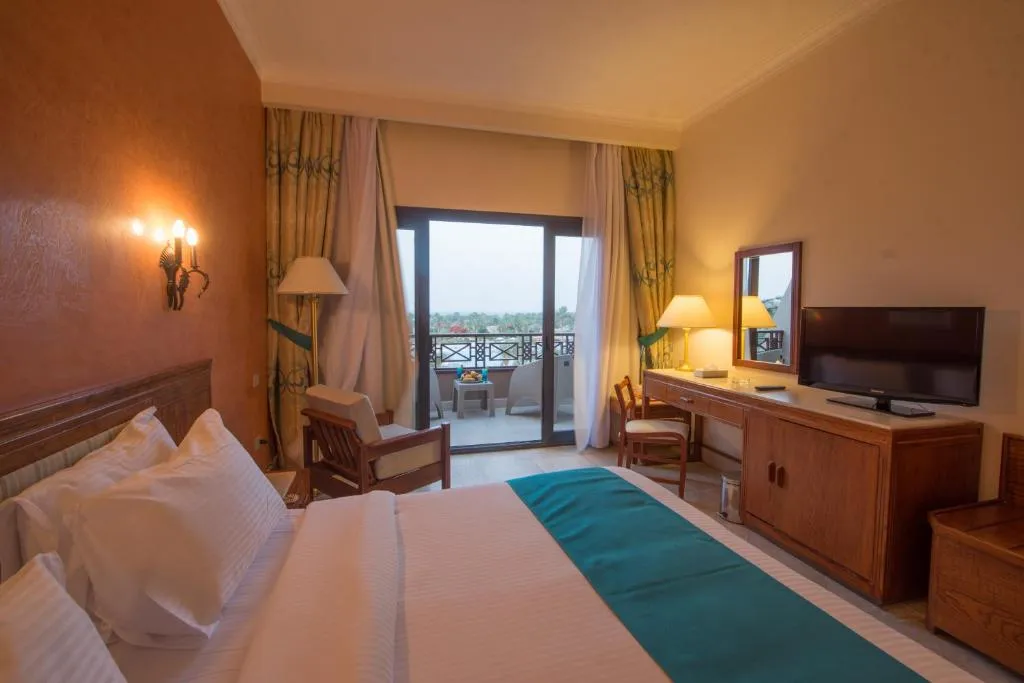 Azur Pool View Room