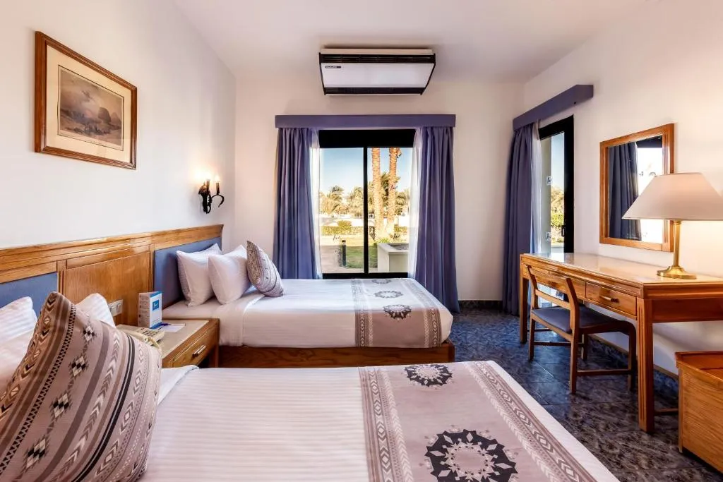One-Bedroom Bungalow (2 Adults)