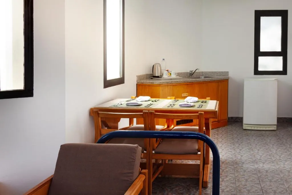 One-Bedroom Bungalow (2 Adults)
